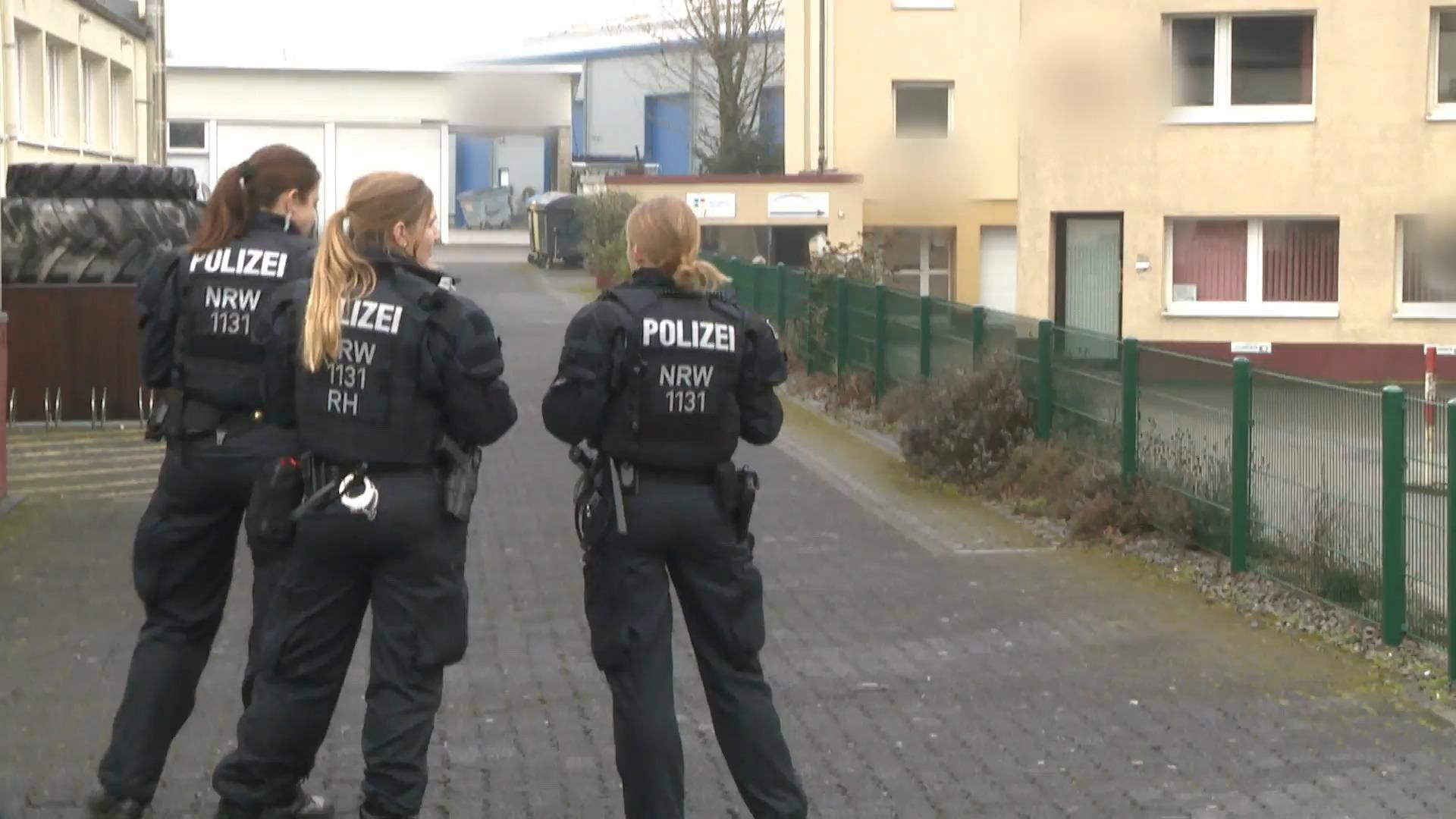 Razzia gegen Hooligans Gelsenkirchen