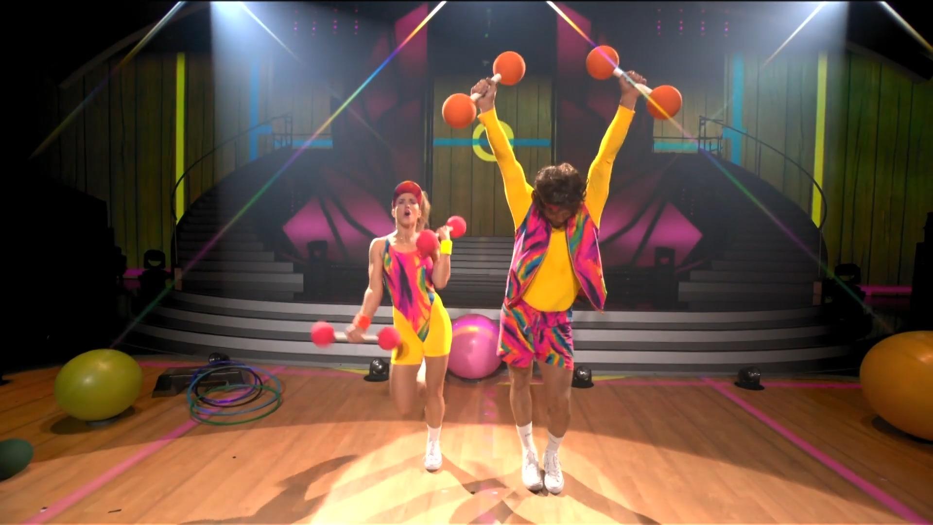 A pesar de los atuendos llamativos: esto no fue solo Mimi bailando en el colorido espectáculo Let's Dance