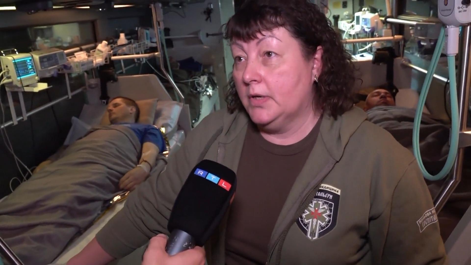 So kämpfen Notärzte um das Leben von verwundeten Soldaten Reportage aus der Ukraine