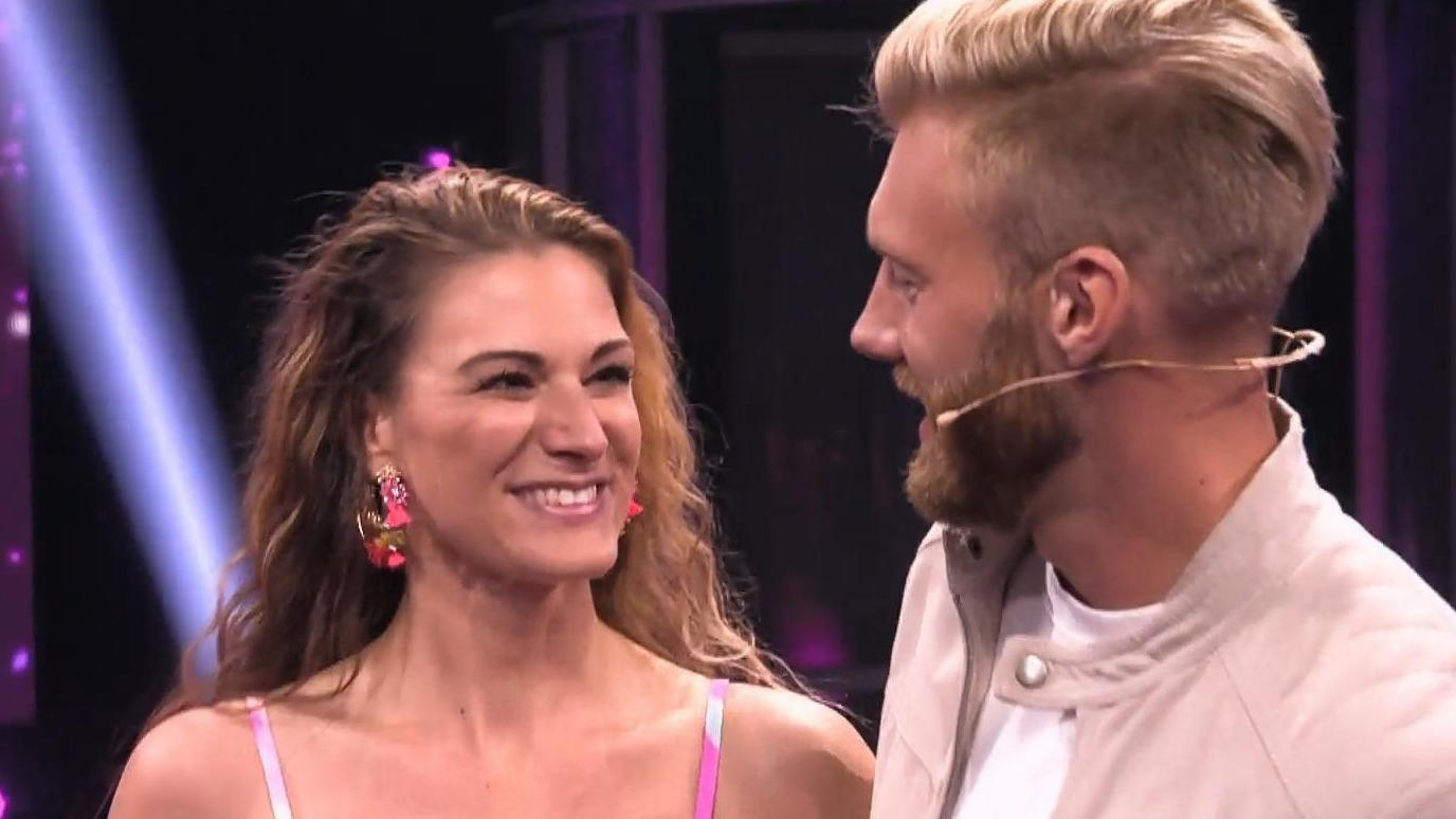 Sharon & Marius! Jetzt hat sie sich ihn doch geschnappt "Take Me Out": Zweite Chance doppelt genutzt