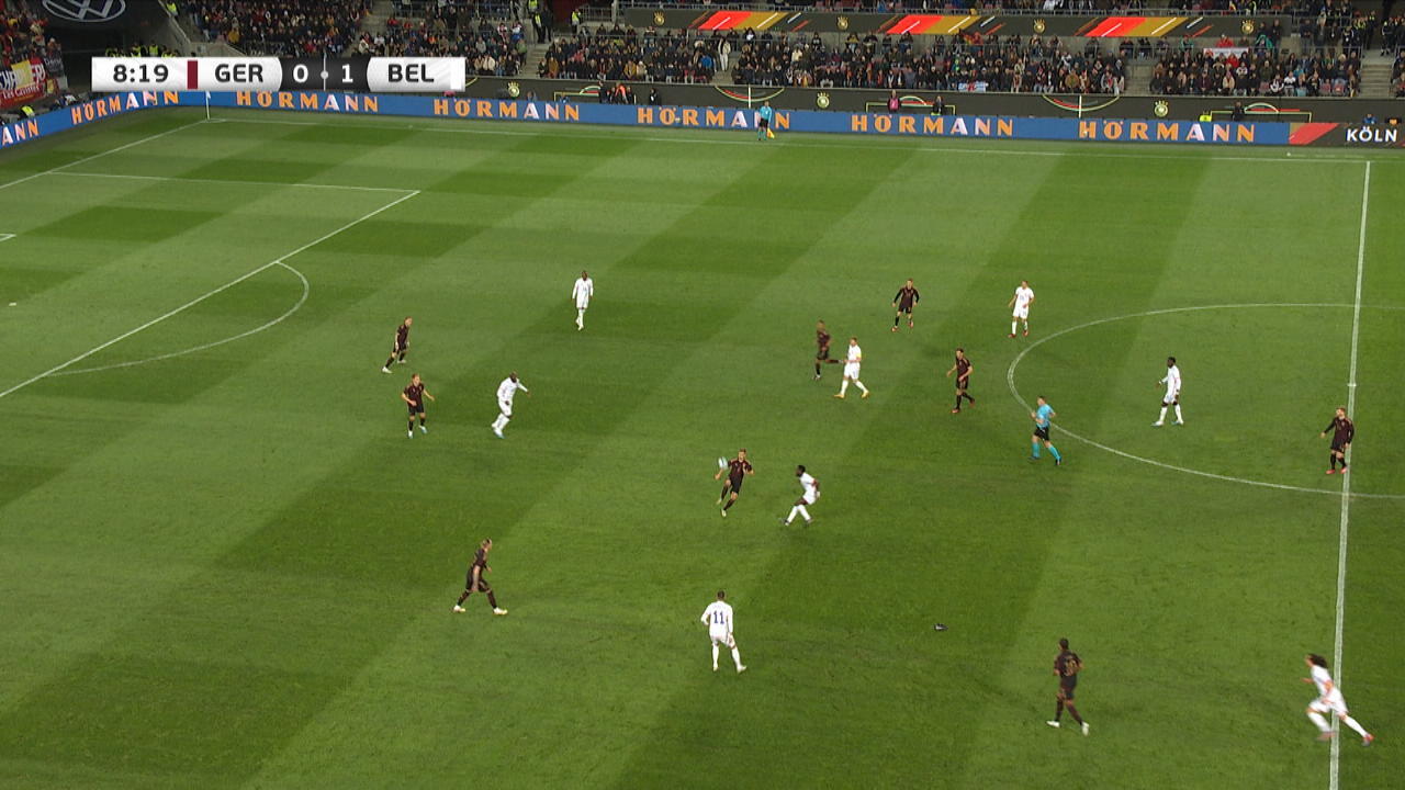 Lukaku zimmert die Kugel zum 0:2 ins Tor! Horror-Start für DFB-Team
