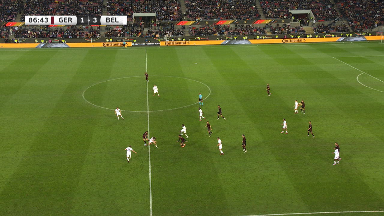 Gnabry verkürzt kurz vor Schluss auf 2:3 Deutschland dreht gegen Beligen nochmal auf