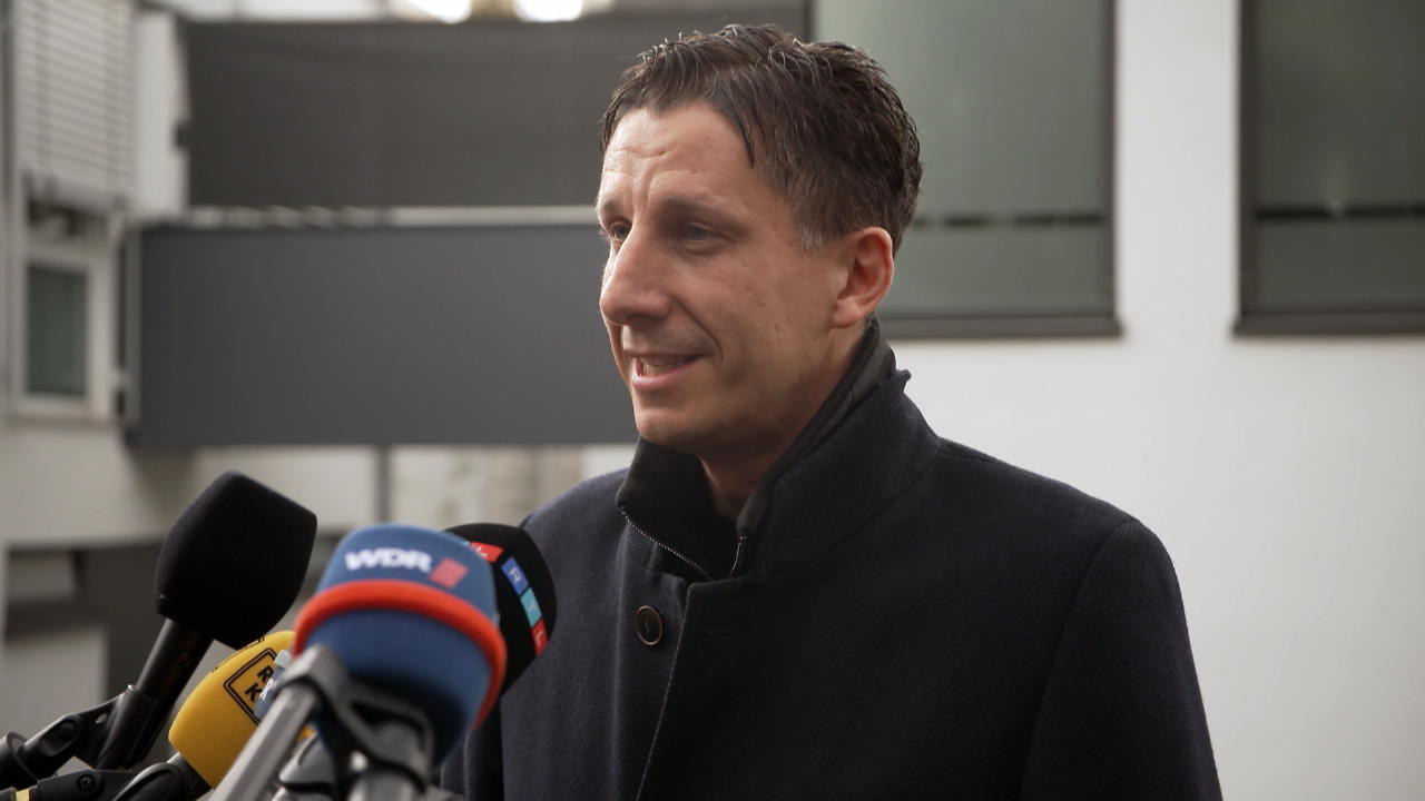 Köln-Boss zürnt: "FIFA-Urteil ist eine Farce" Ljubljana gibt sich unschuldig