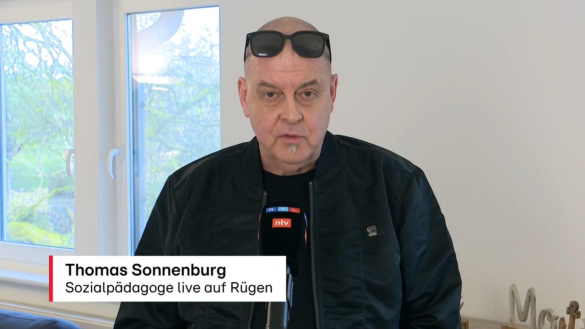 Wie gefährlich ist das Internet für Kinder wirklich? Sozialpädagoge Sonnenburg im RTL-Interview