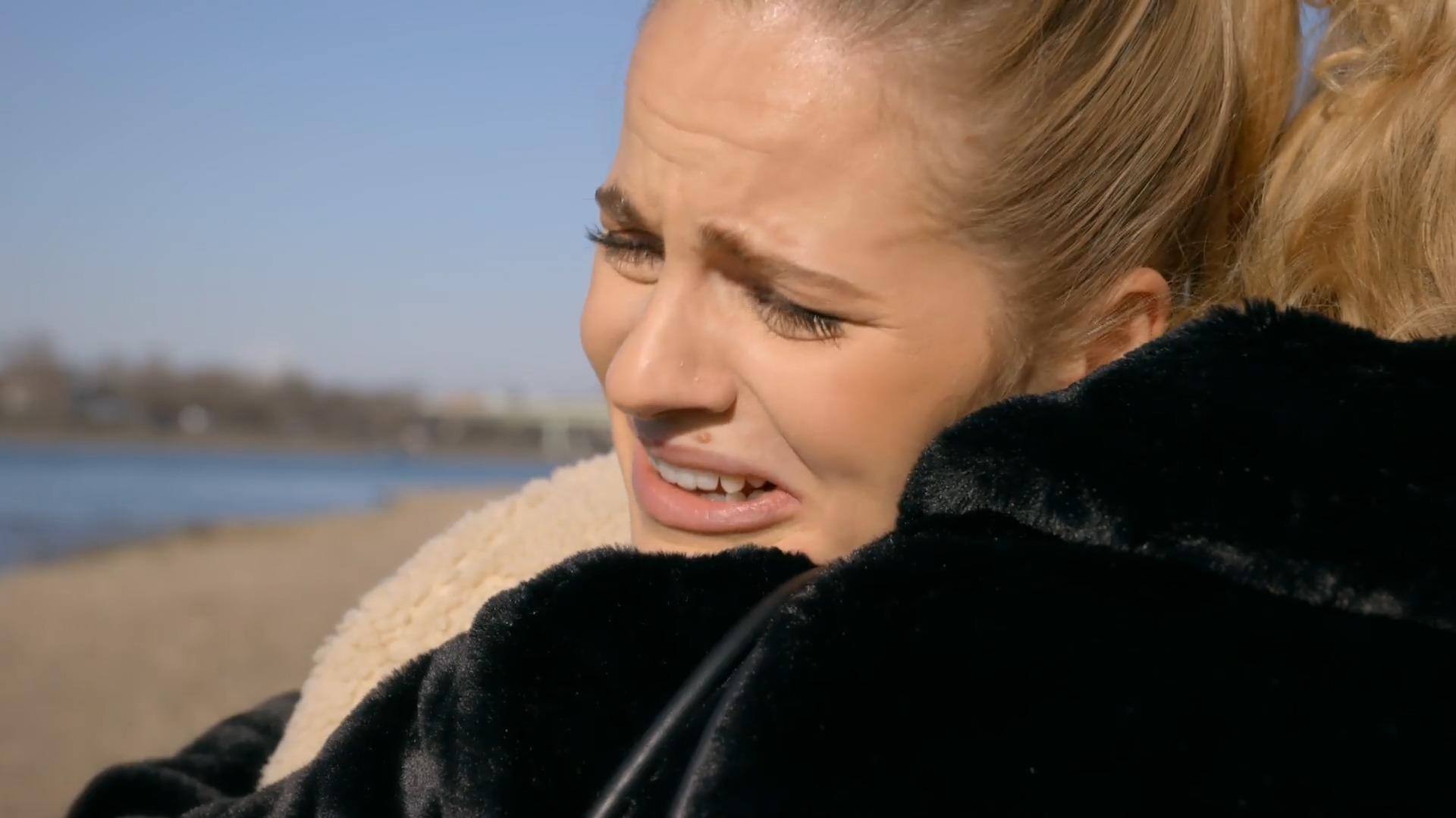 Cilly weint um ihren Vater „Unter uns“-Folge vom 17.04.23