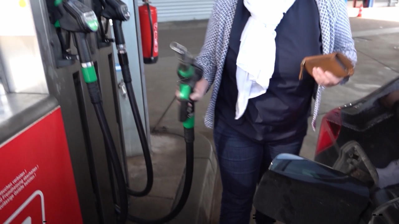 The federal government wants to toughen antitrust law against excessive fuel prices