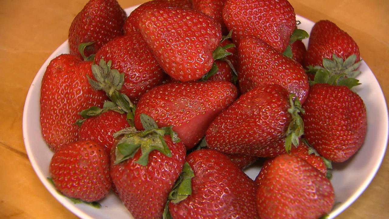 Nur DIESE Erdbeeren sind empfehlenswert Öko-Test