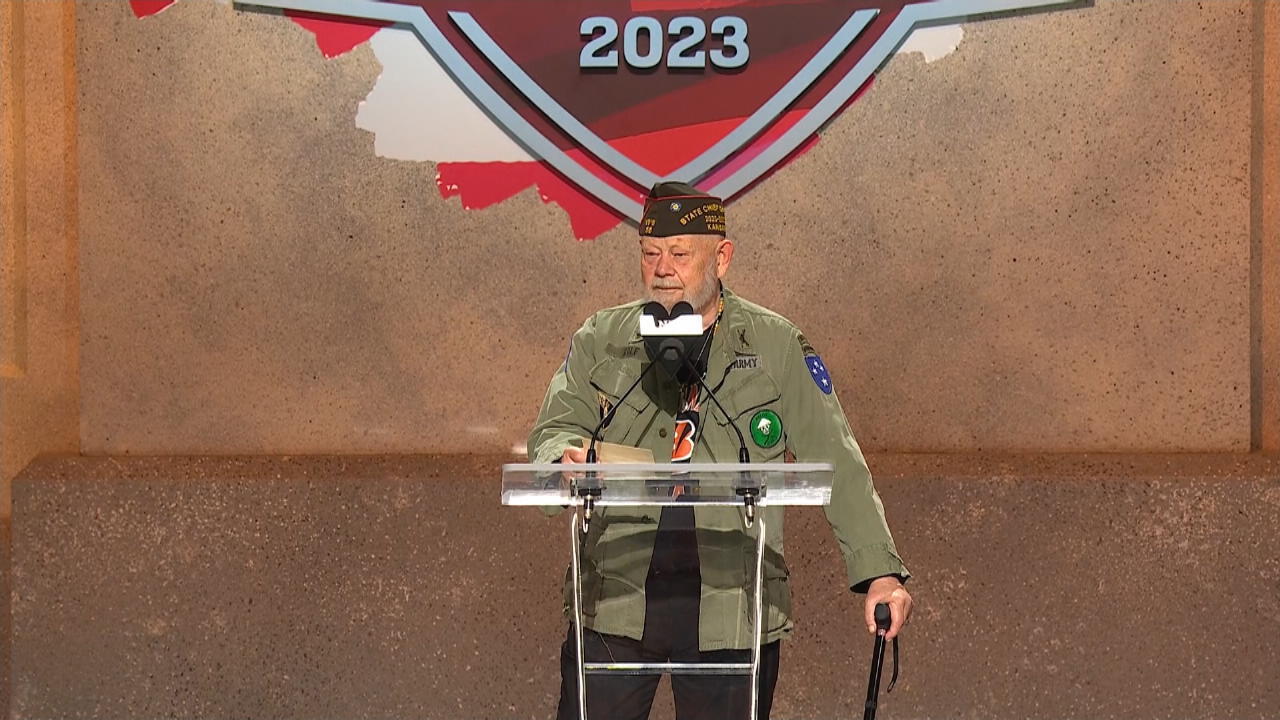 Emotionaler Moment beim Draft: Veteran zieht Draft-Pick Er diente über 40 Jahre dem US-Militär