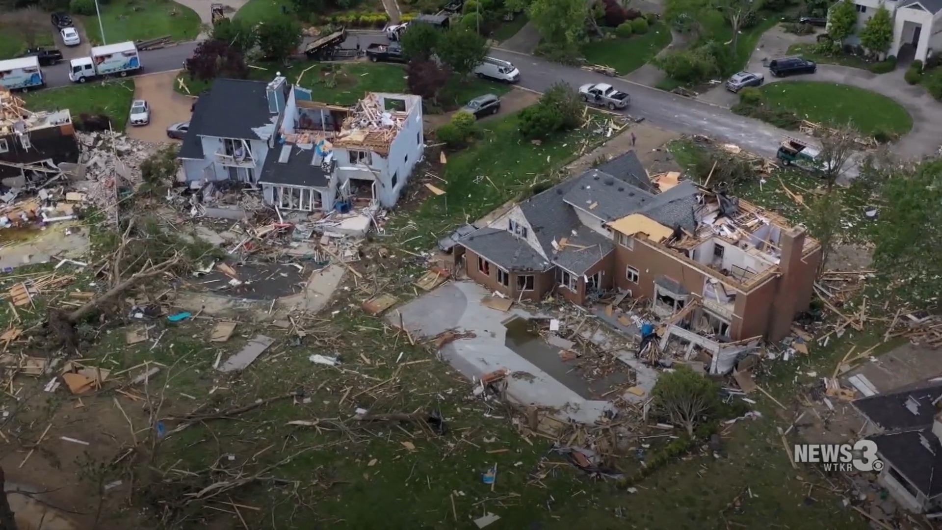 Unwetter legt Häuser in Trümmer Tornado in Virginia Beach