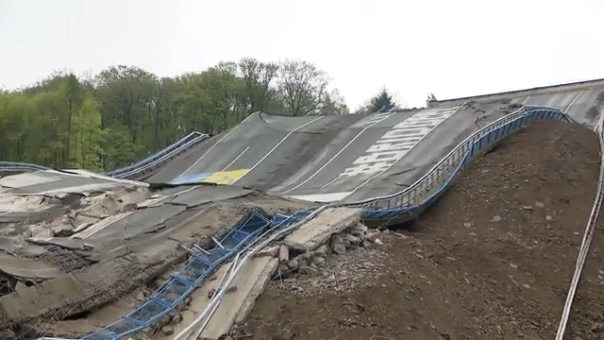 Die Rahmedetalbrücke ist weg Sprengung in Lüdenscheid