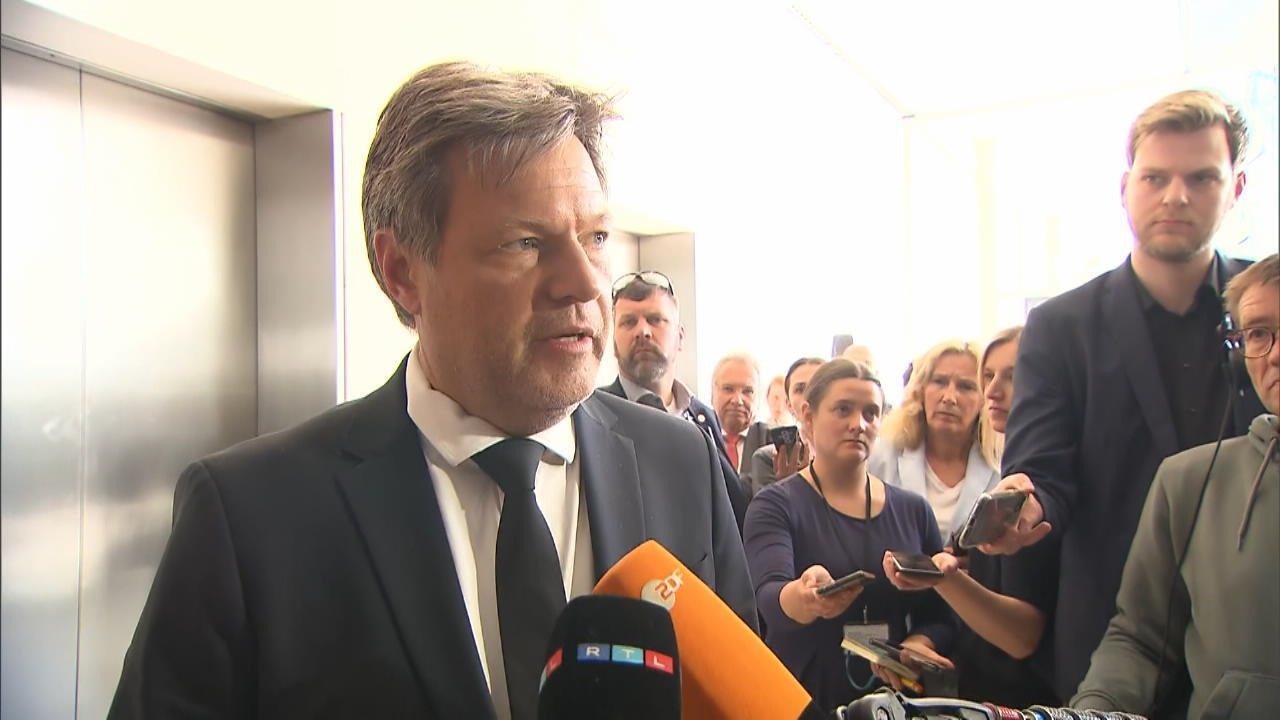 Habeck: Staatssekretär darf bleiben! Trotz Klügel-Vorwurf