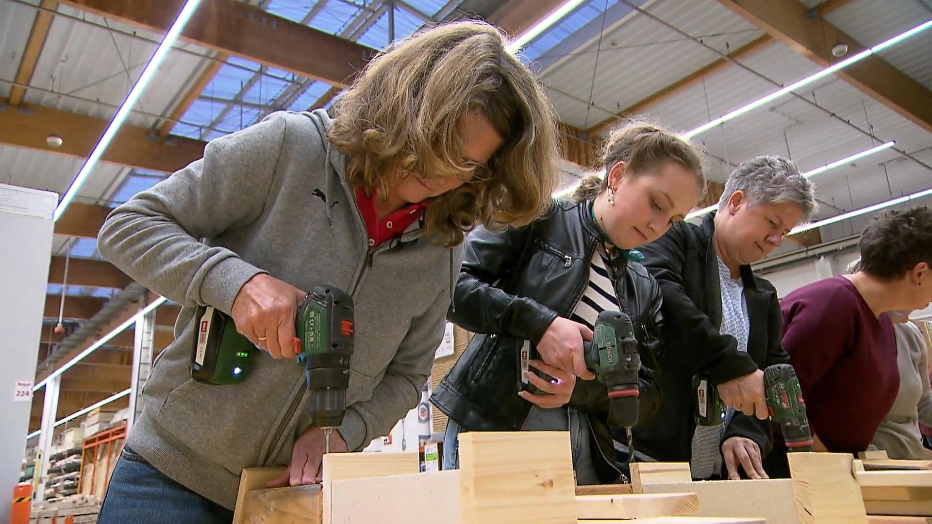 Kurse für Frauen zum Heimwerken "Women's Night"