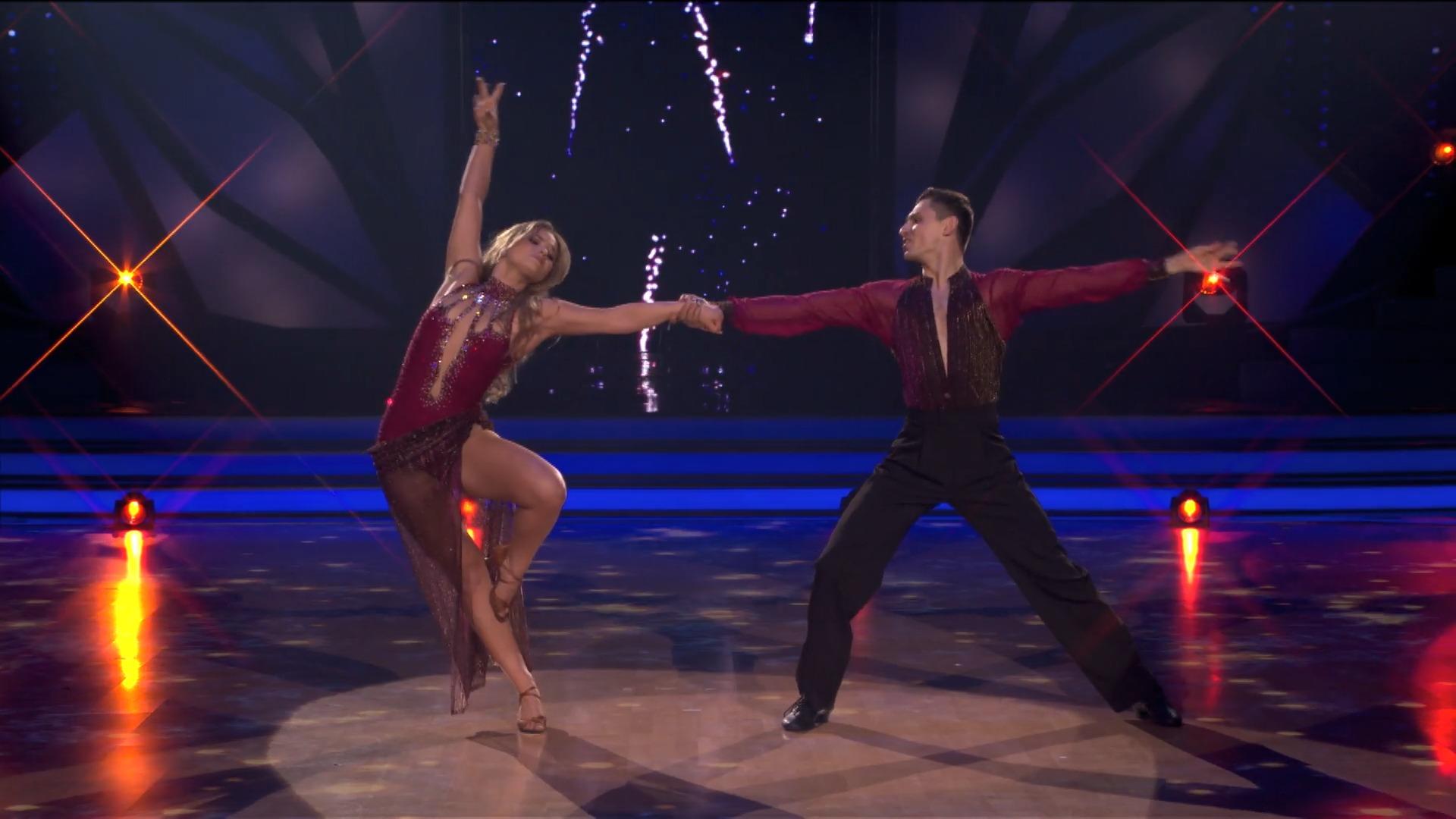 Julia Beautx zeigt, warum sie im "Let's Dance"-Finale tanzt Was für eine heiße Rumba!