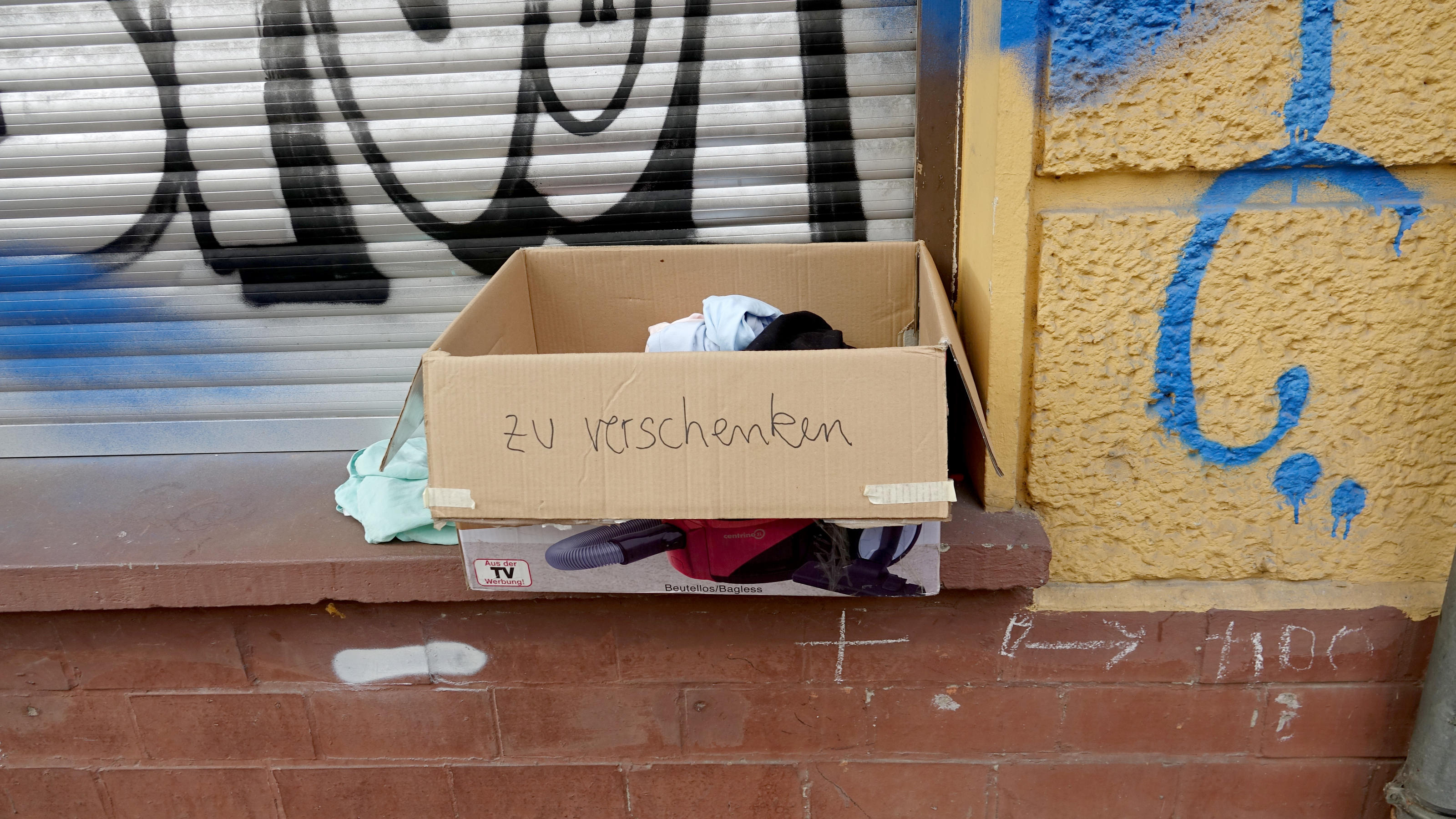 Diese Stadt macht Schluss mit Gratis-Trödel vor der Haustür "Zu verschenken"-Kisten
