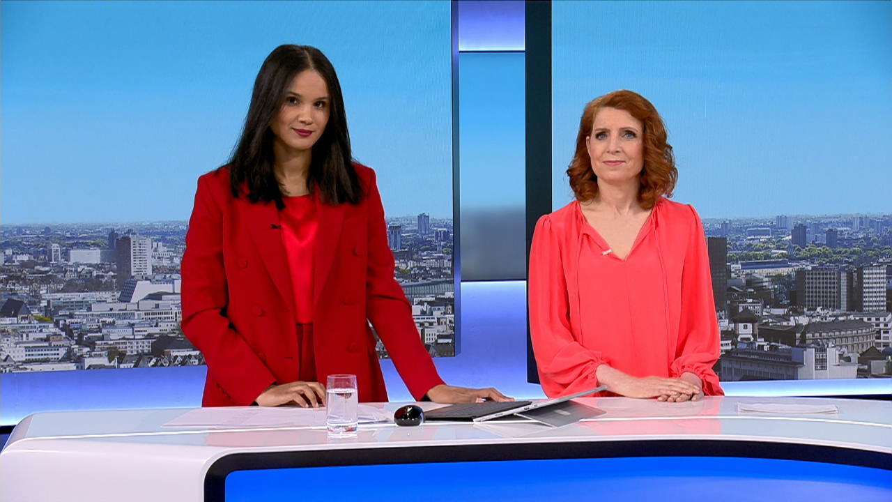 Monica Lierhaus moderiert RTL Aktuell Erstmals wieder live im TV