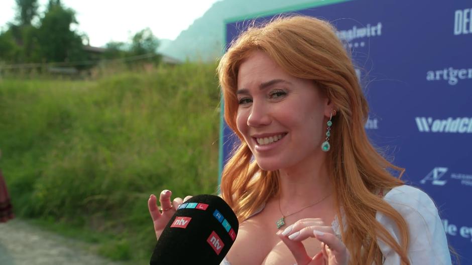 Palina Rojinski legt ihre Termine nach den Sternen