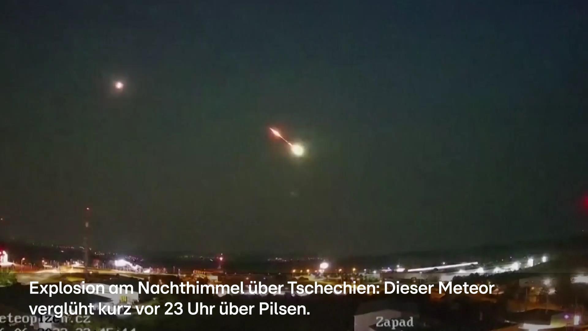 Himmlischer Feuerball explodiert in der Luft Meteor über Bayern und Tschechien