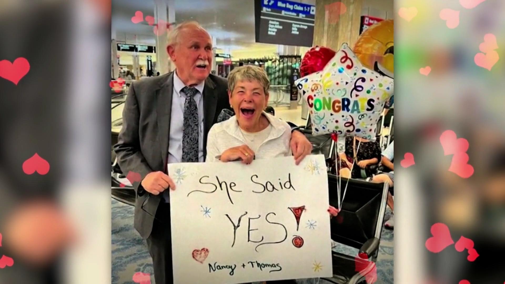 Highschool-Paar findet sich wieder und heiratet Spätes Happy End nach 63 Jahren!