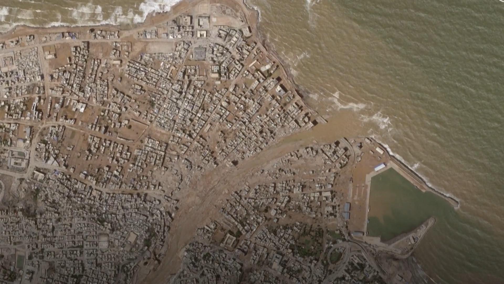 Dämme gebrochen: Vorher-Nachher-Bilder zeigen Verwüstung Stadtviertel in Libyen weggespült