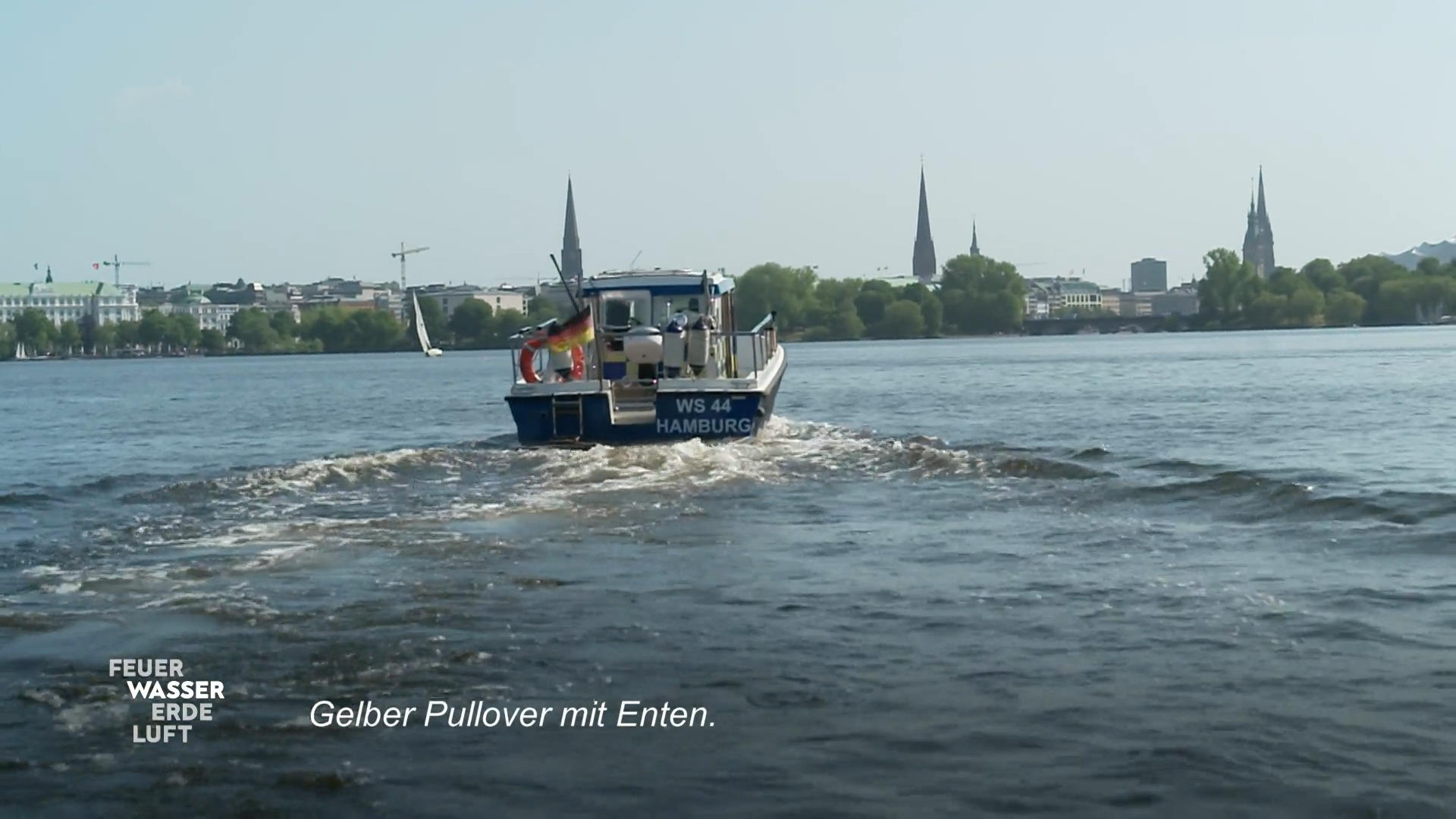 Eine Frau wird von der Wasserschutzpolizei gesucht Vermisst an der Alster