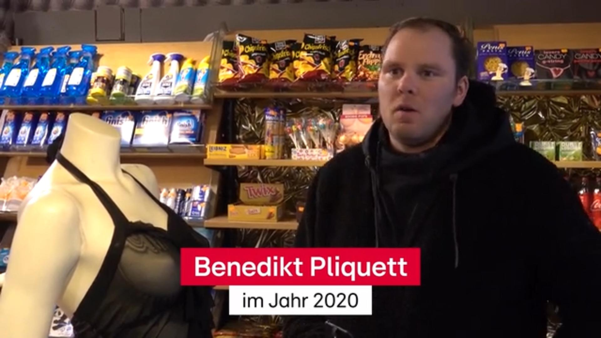 Benedikt Pliquett in seinem Sex-Shop Corona-Krise schränkt ein