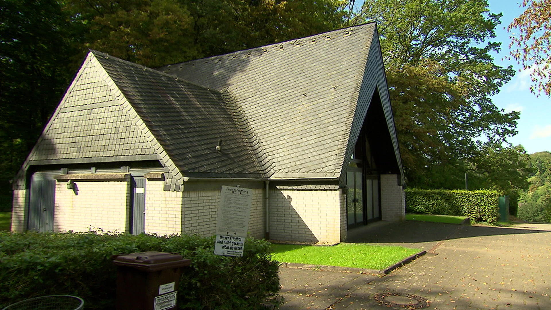 Friedhof als Unterkunft Flüchtlingskrise
