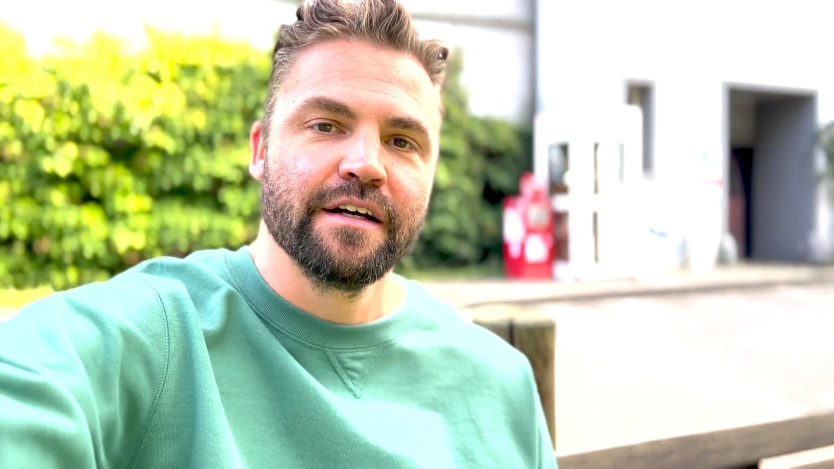 Benjamin Heinrich ist jetzt stolzer Papa von drei Kindern Vaterfreuden bei „Unter uns"-Star