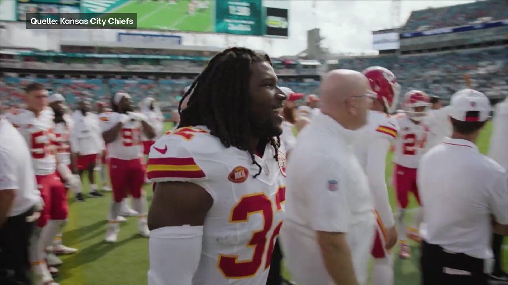 So erlebt ein Chiefs-Linebacker das Spielgeschehen Mic'd Up
