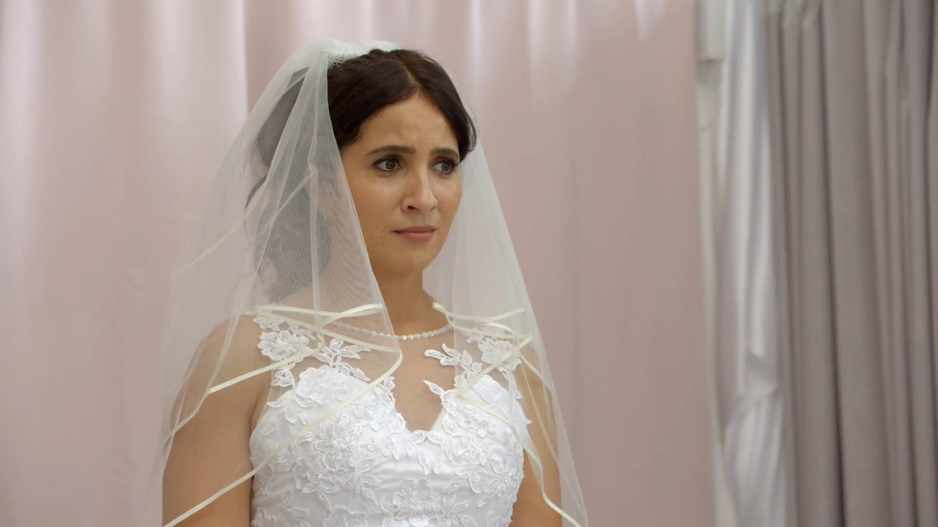 Laura verzweifelt beim Brautkleid-Kauf GZSZ-Folge 7861 vom 27. September 2023