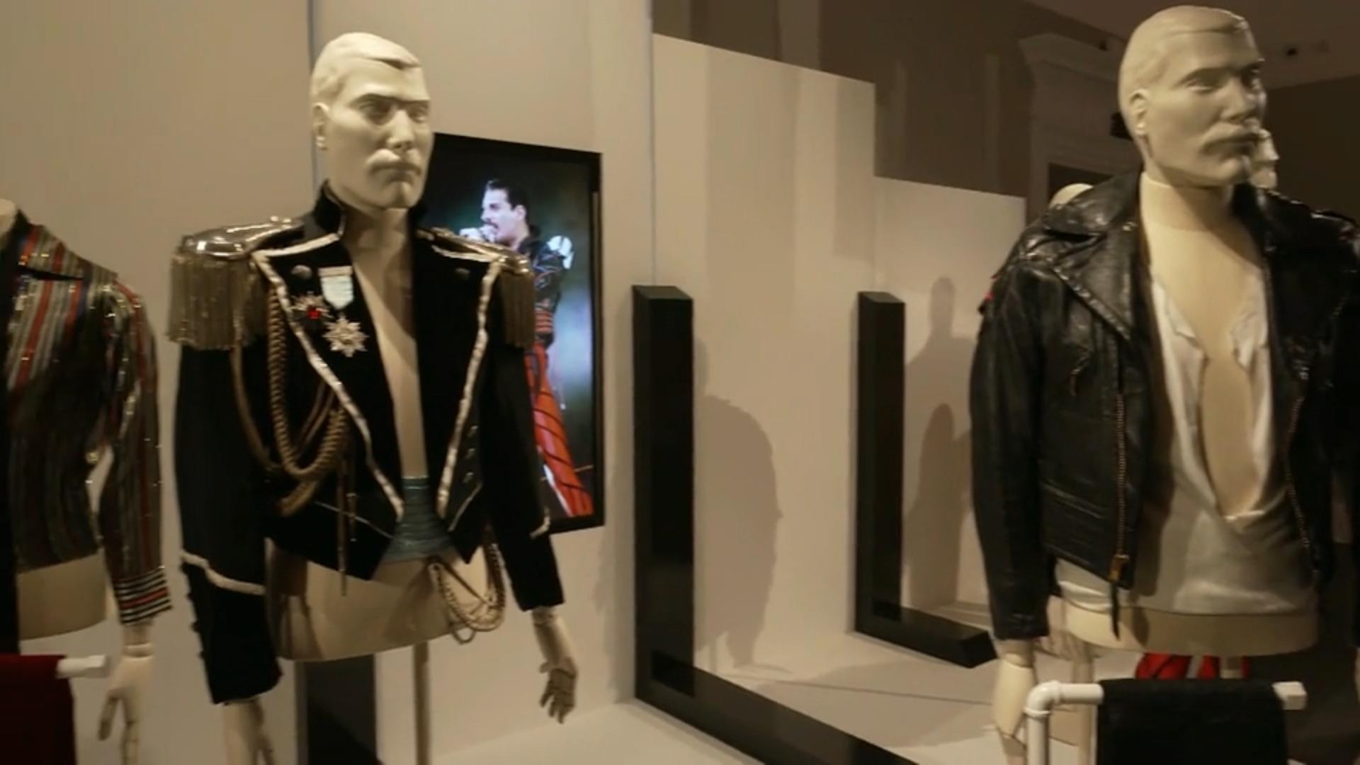 Freddie Mercury Nachlass in London versteigert 