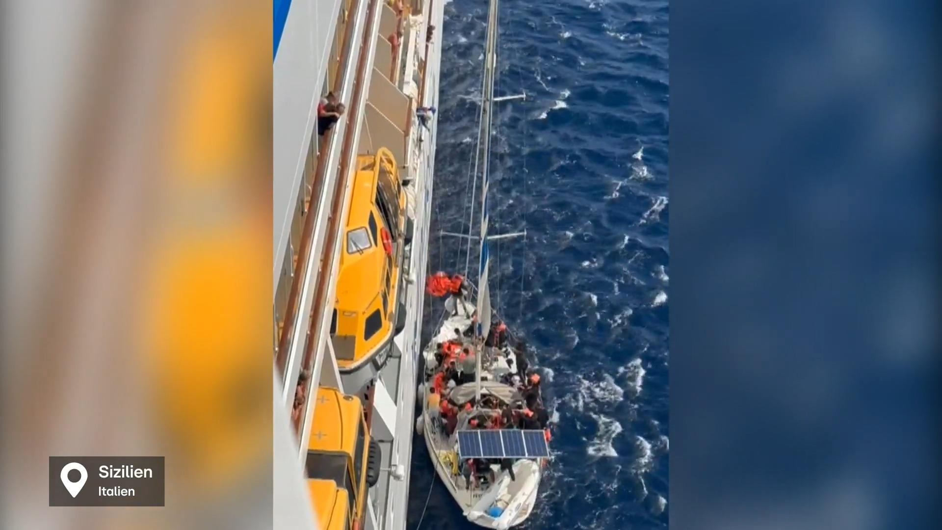 Flüchtlinge docken an Aida-Kreuzfahrtschiff an Drama im Mittelmeer