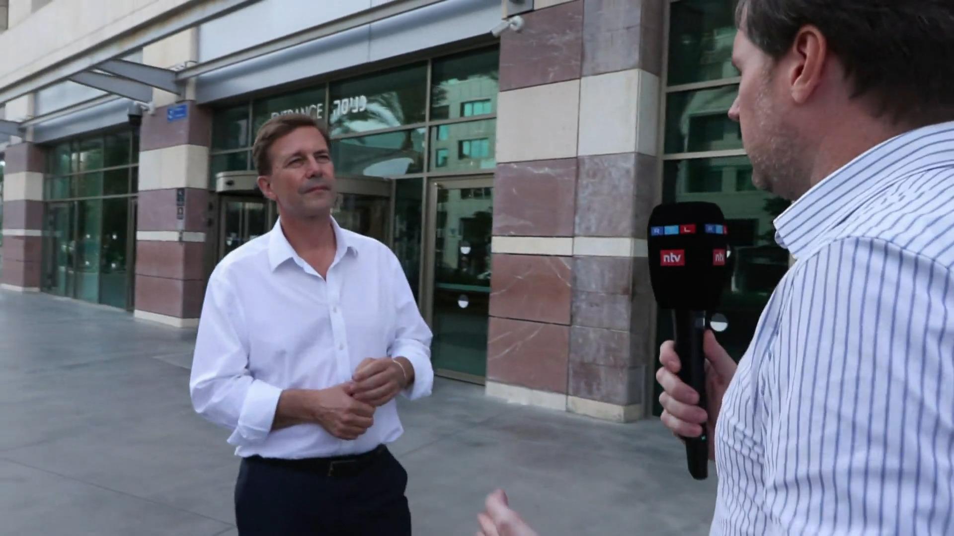 "Sind froh, dass wir etwa 100 Deutschen heute helfen konnten Deutscher Botschafter in Israel im RTL-Interview