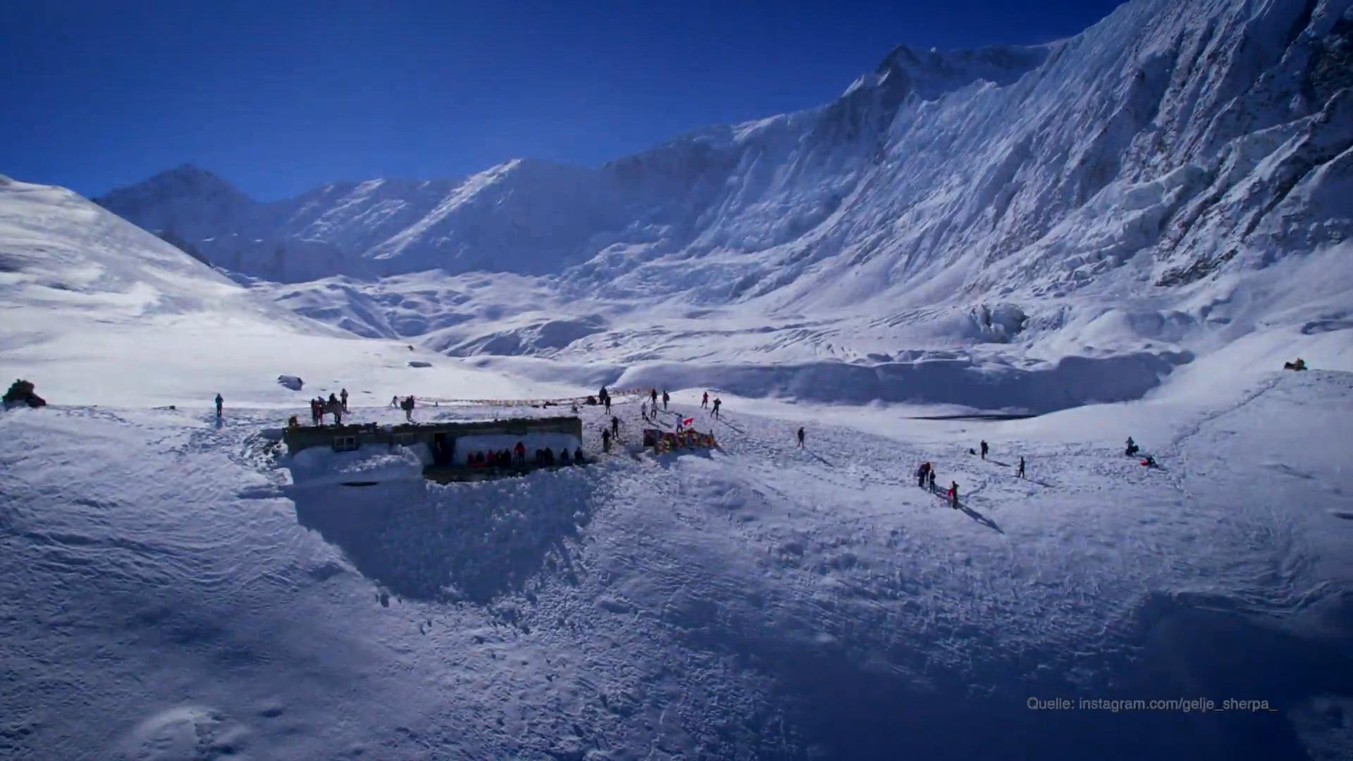 Todesfälle am Gipfel des Mount Everest häufen sich Menschliche Abgründe