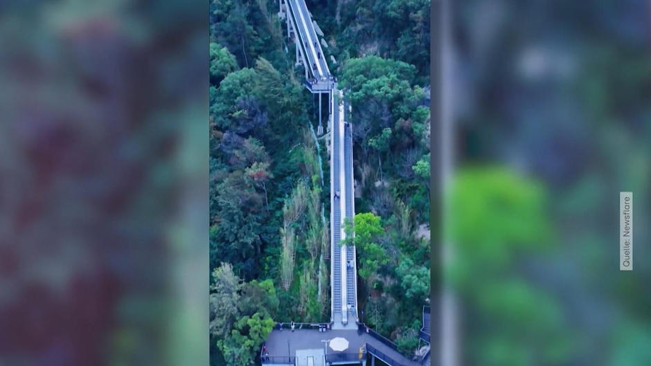 Perfekt für Wander-Muffel: Die größte Rolltreppe Chinas