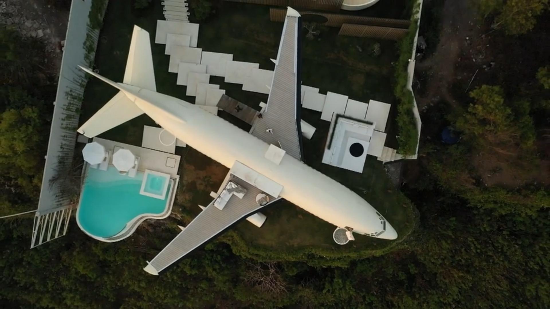 Hier nächtigen Touristen in einer Boeing! Ungewöhnlicher Luxus auf Bali