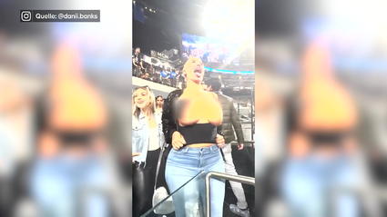 Busen-Skandal im NFL-Stadion: Pornostar Danii Banks zieht blank und fliegt!