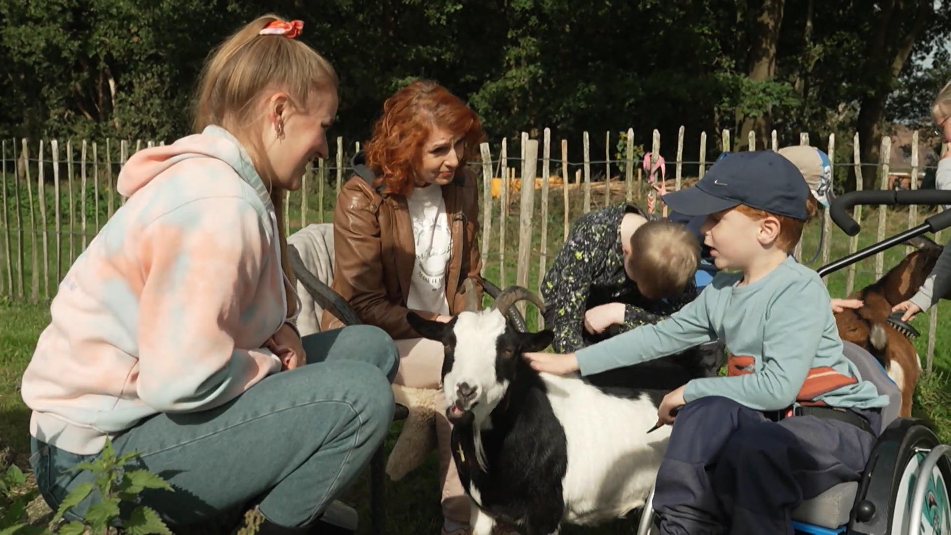 Mehr Tiertherapieplätze für Kinder mit Einschränkungen Patenprojekt Monica Lierhaus