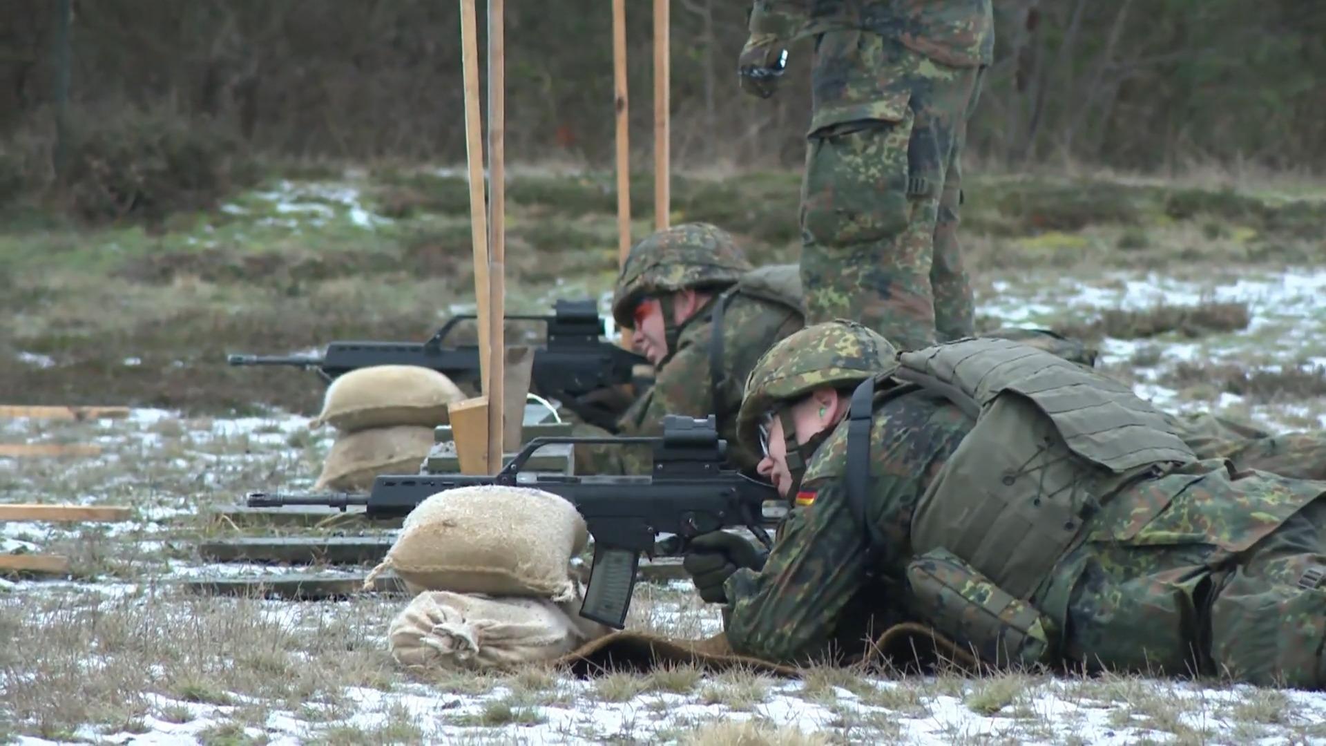 Neue Diskussion um Wehrdienst Personamlmangel bei der Bundeswehr