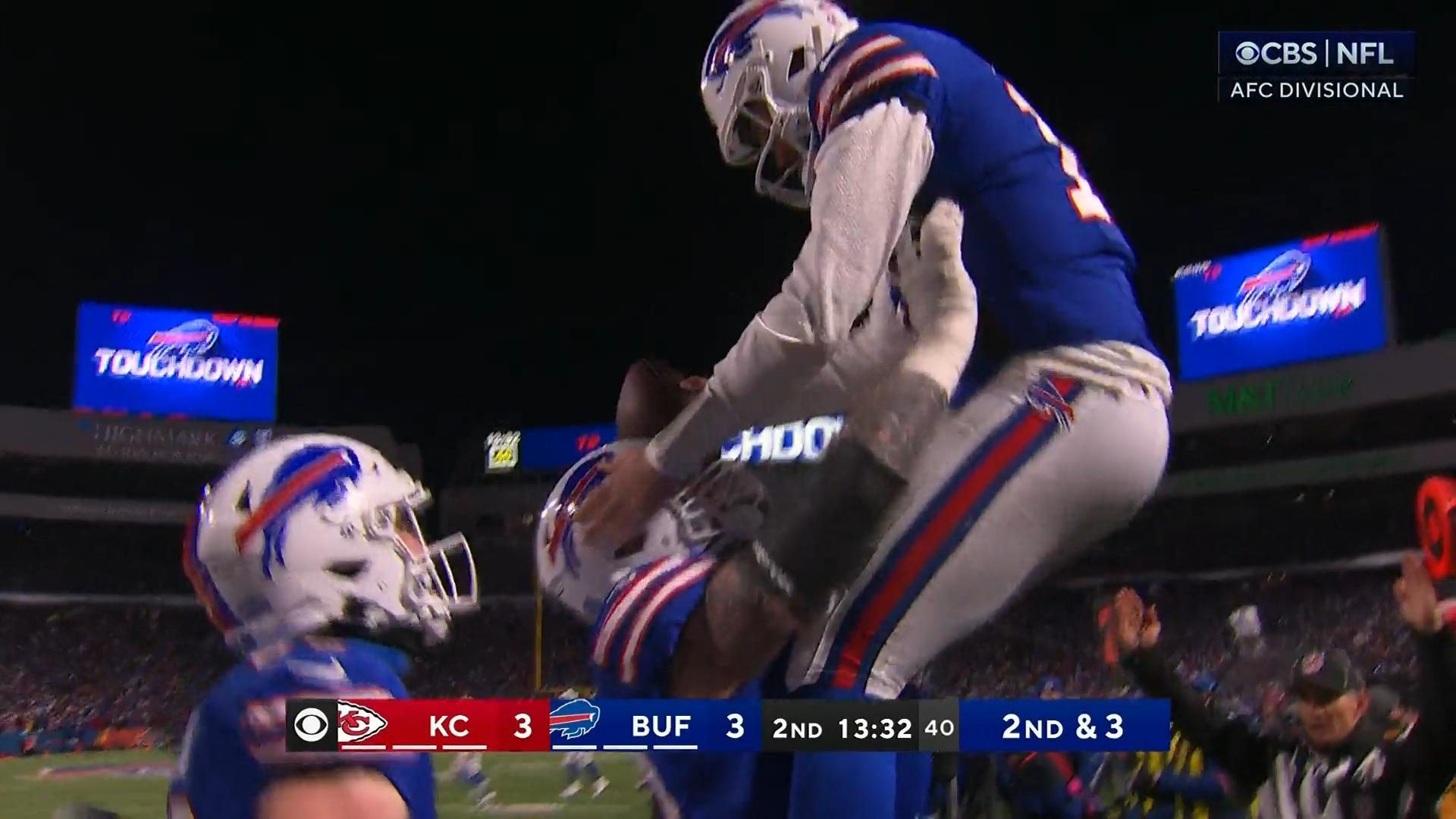 ¡Buffalo Bills anotan el primer súper touchdown de Allen!