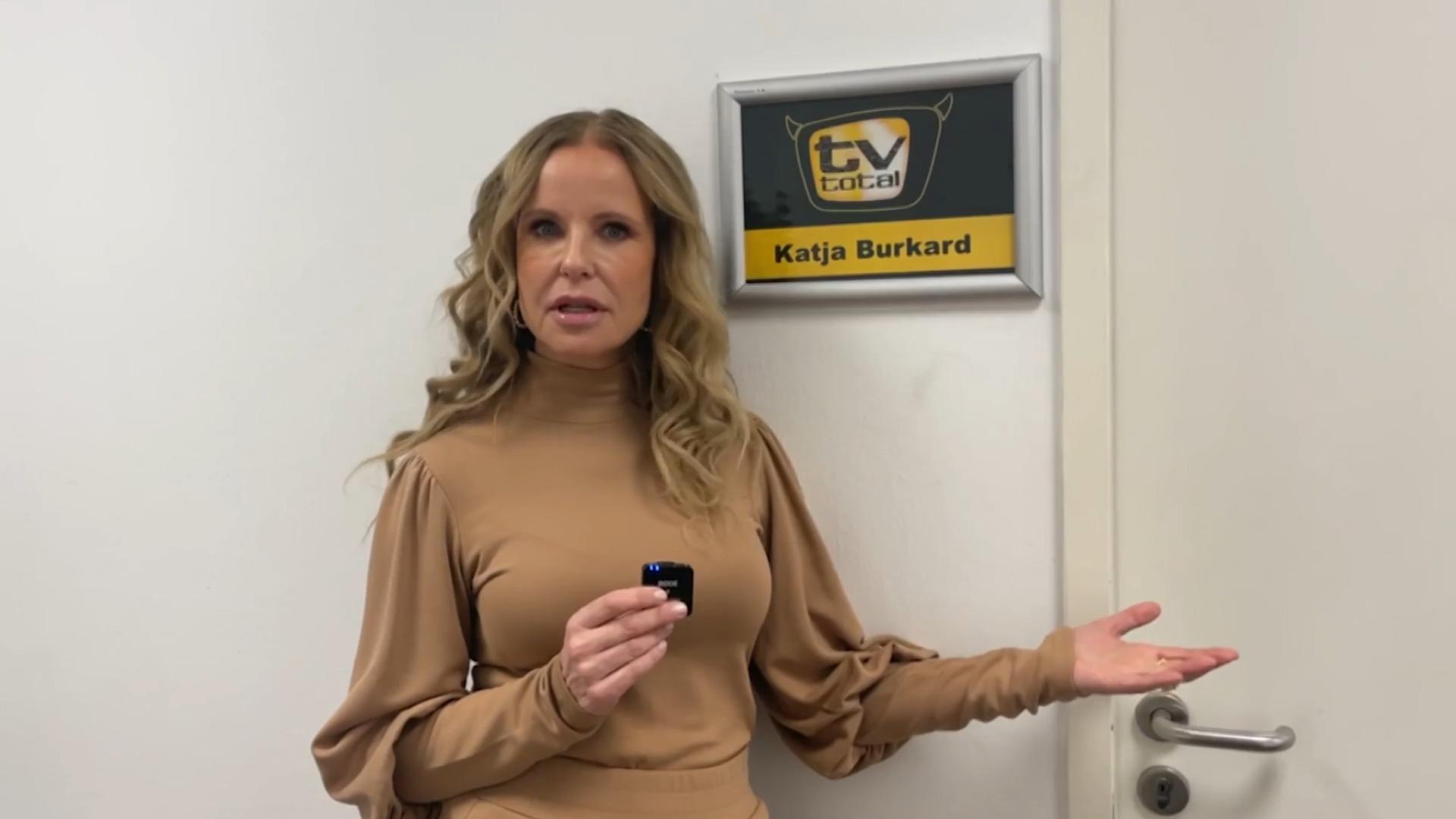 Soudain, présentatrice de TV Total : Voici ce qu'en dit Katja Burkard « Vous pensez : est-ce qu'ils essaient de vous arnaquer maintenant ?