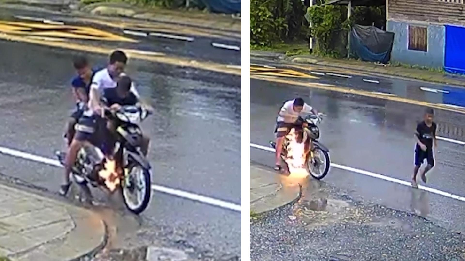 All'improvviso i giovani si trovano in pericolo di vita e lo scooter prende fuoco