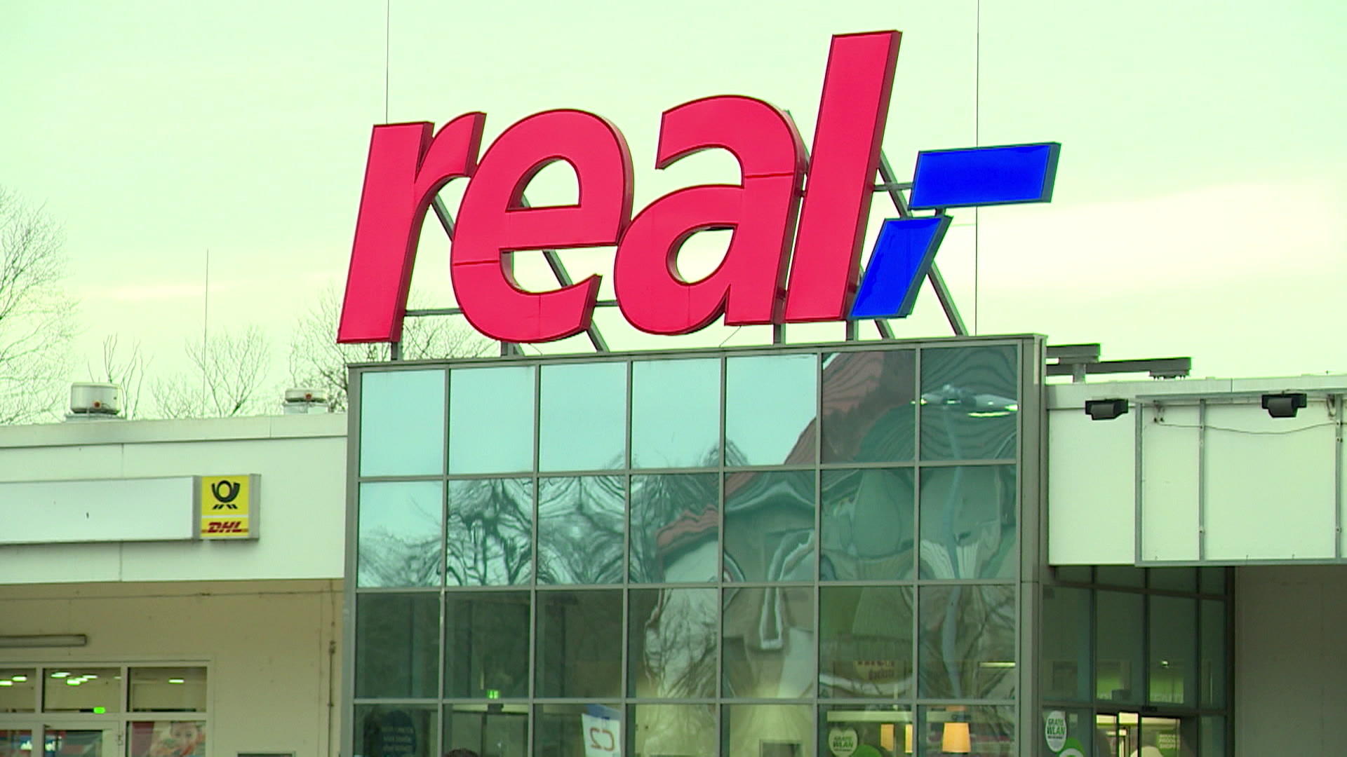 Kaufhauskette Real insolvent Kaufland prüft Übernahme