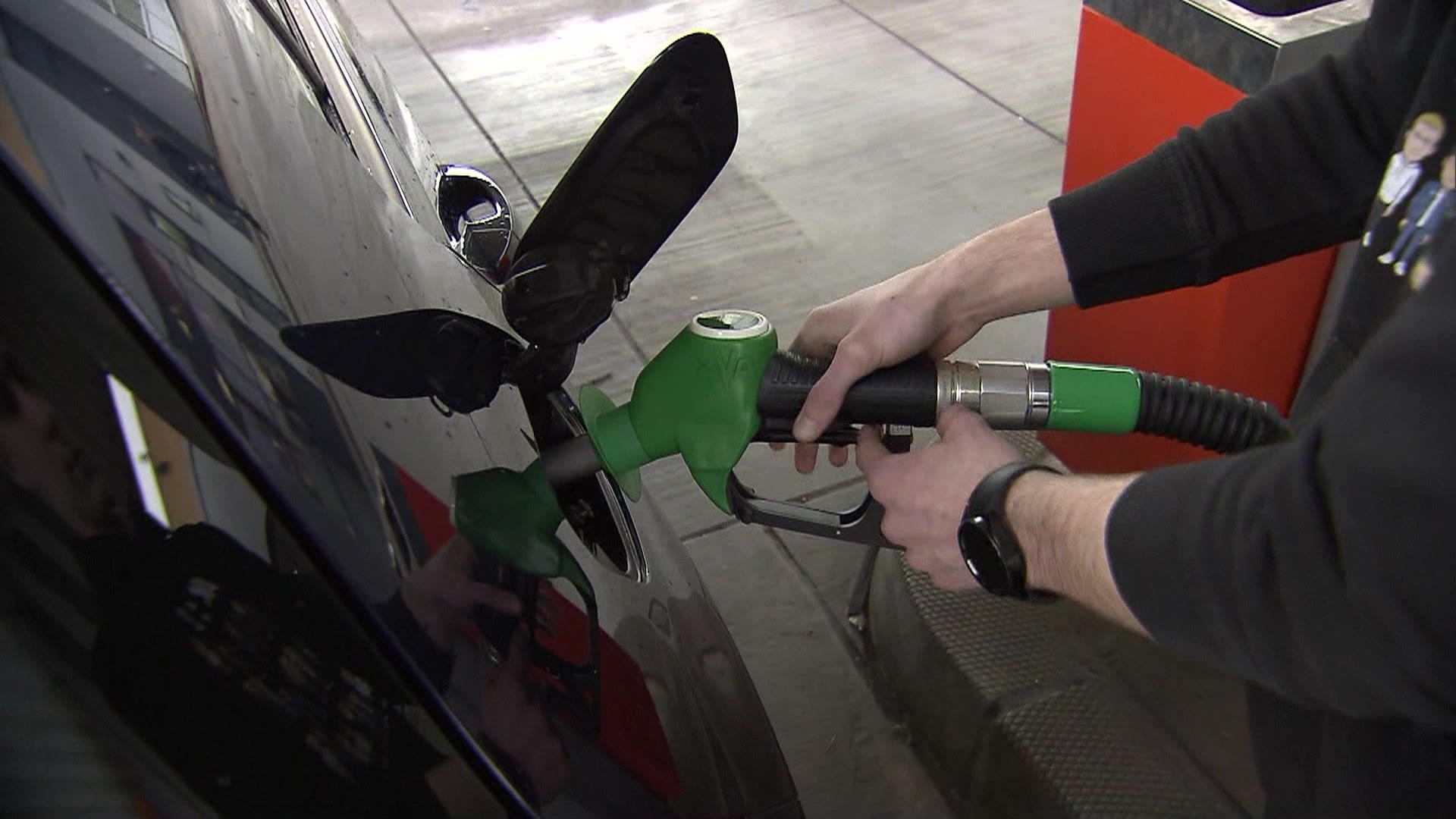 Zapfsäulen-Schock: Benzinpreis auf Jahreshoch So können Autofahrer dennoch sparen