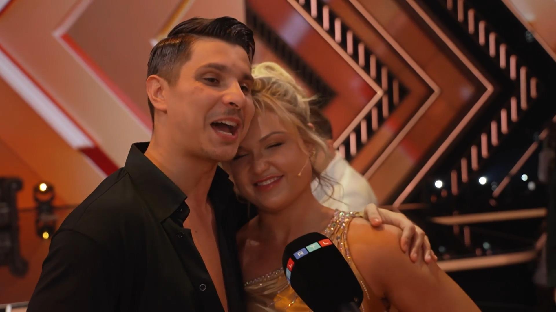 Sofia ha reso orgoglioso Alex con il suo ballo lento in Let's Dance 2024: 