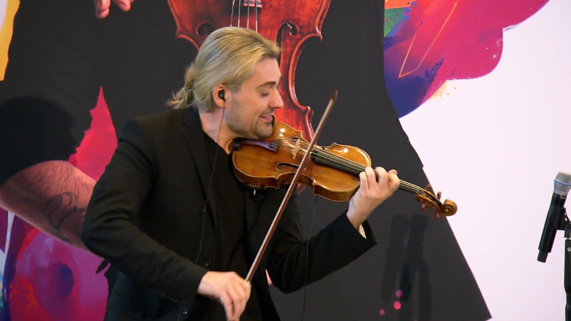 David Garrett geht 2025 wieder auf Tour!  Möchten Sie eine kleine Kostprobe?